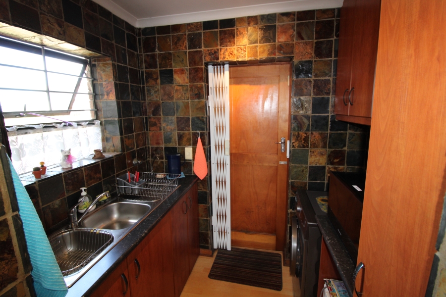 3 Bedroom Property for Sale in Denneoord Western Cape